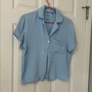 Born brandLight Blue Short-Sleeve Button-Up Shirt